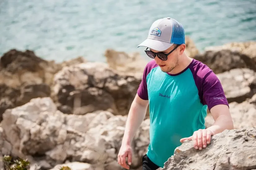 Men's merino T-shirt KR UVprotection140 - emerald/lila